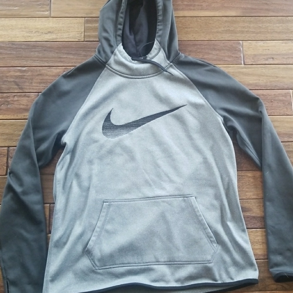 LADIES NIKE HOODIE